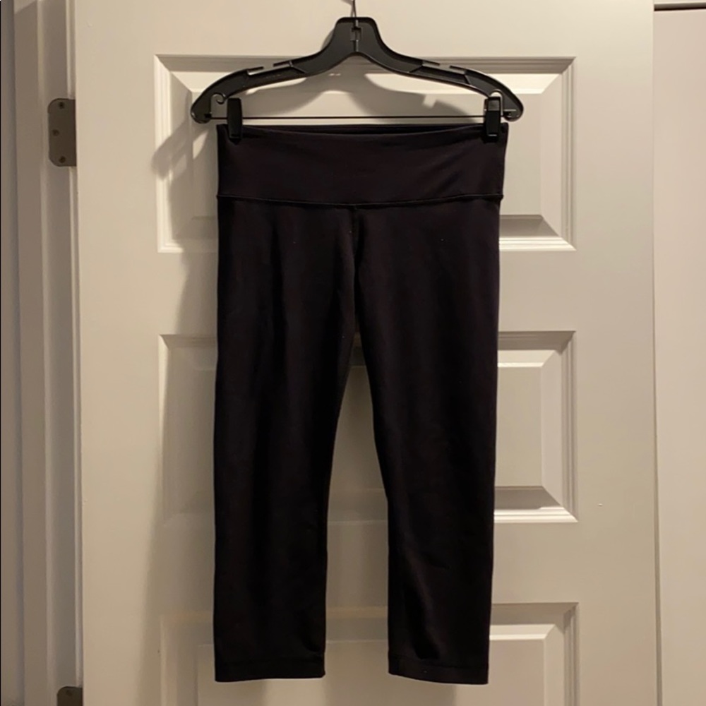 Lululemon Wunder Under Crop